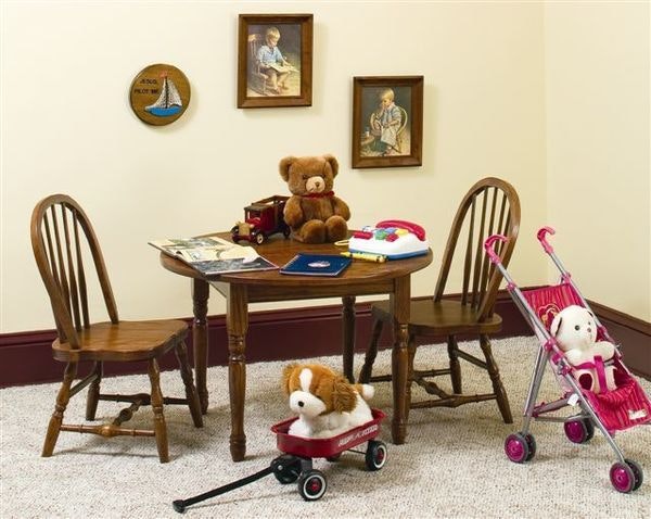 Amish Zaylee Childrens Table and Chair Set