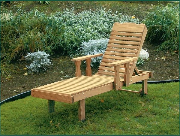 Amish Leisure Lawns Pine Wood Chaise Lounge