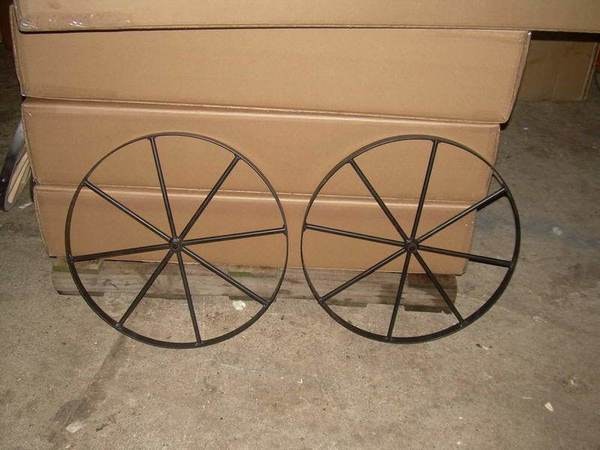 Amish Crafted Metal Buggy Wheel - 24" Diameter
