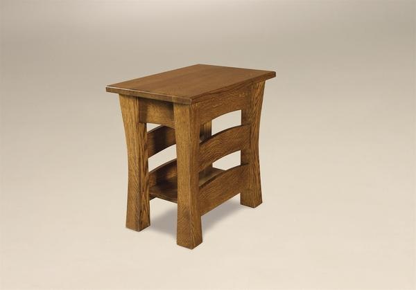 Amish Leavenworth End Table is shown in quarter sawn white oak wood with a Michaels cherry finish.