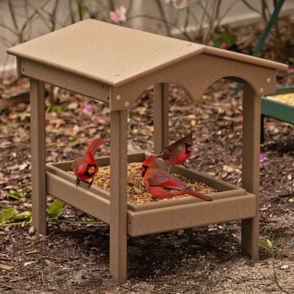 Amish Poly Covered Ground Bird Feeder With Removable Tray