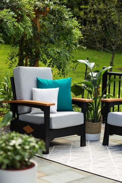 Amish Leisure Lawns Patio Recycled Poly Mission Chair