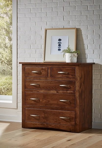 Amish Custom Richard Modern Mission Chest of Drawers with choice of 5 Sizes and 4, 5, or 6 Drawers.